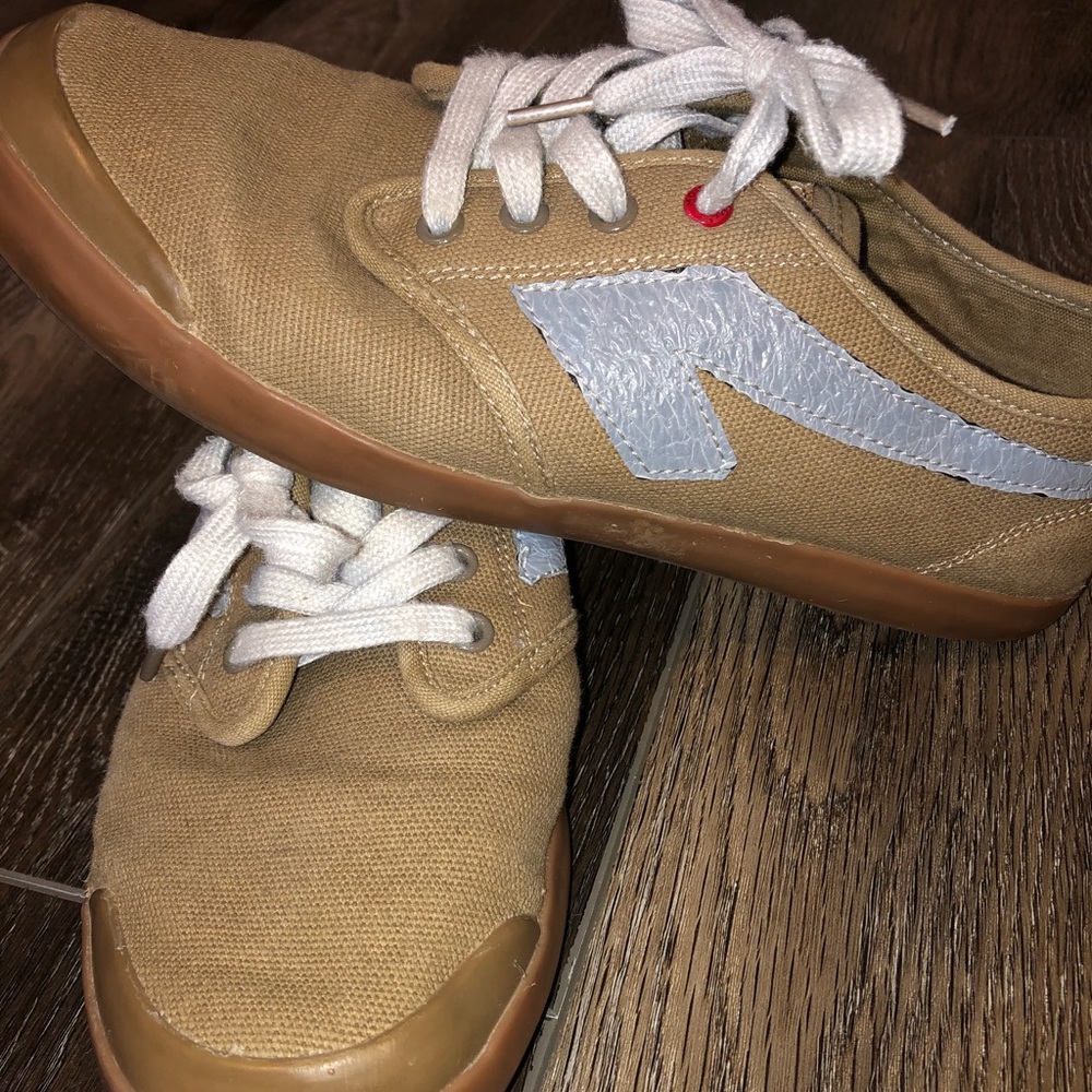 Movmt Shoes